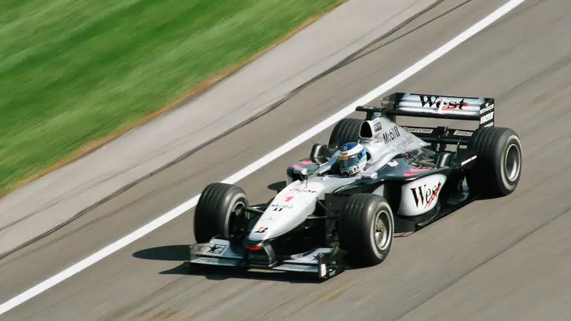 27 yıl önce bugün Suzuka'da Häkkinen ikinci şampiyonluğunu kazandı
