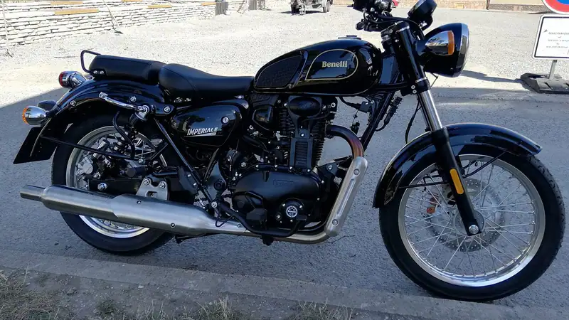 Benelli Imperiale 400 ABD'de satışa çıktı, fiyatı 4.899 dolar