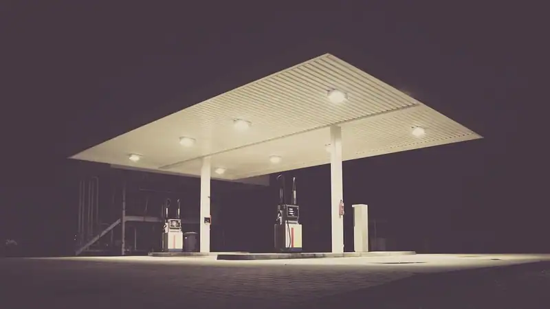 Benzine 3,35 lira indirim geldi, mazot ve LPG fiyatları belli oldu