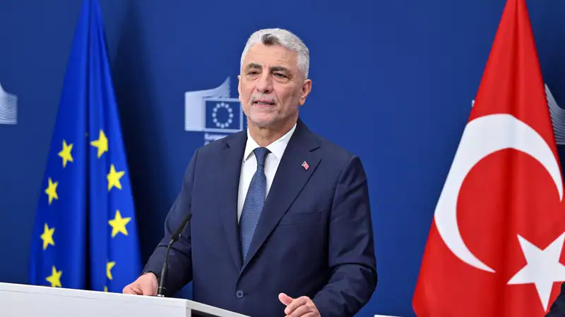 Bakan Bolat otomotiv sektörüyle Made in EU düzenlemesini görüştü