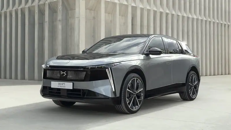 DS N°7 Türkiye'de satışta, fiyatı 3.700.000 TL'den başlıyor