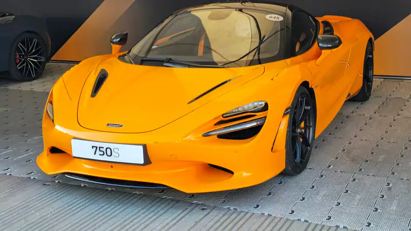 McLaren Names Successor to 750S as McL 820, Due in 2027
