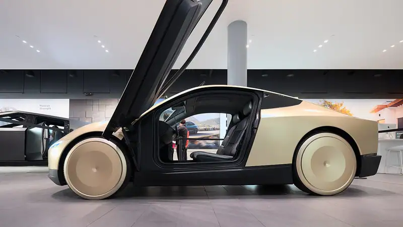 Tesla Cybercab satışları yıl sonuna kadar başlayabilir