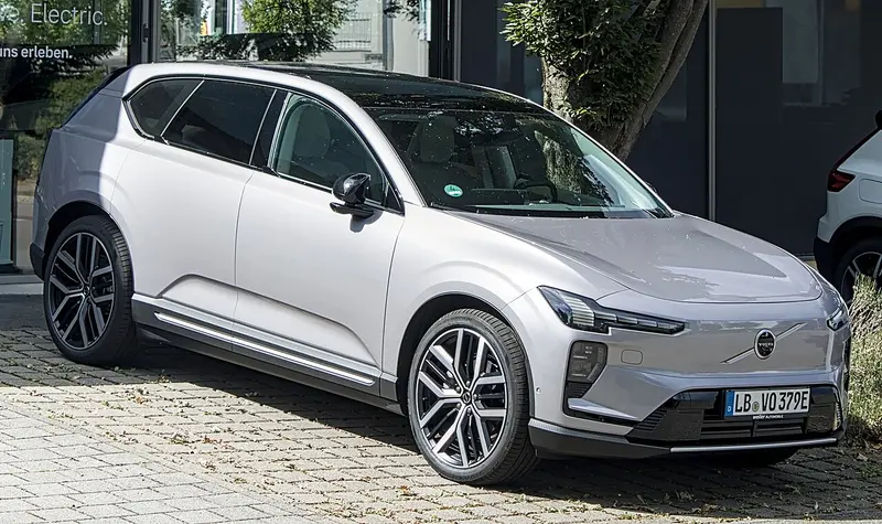 Volvo EX60 production woes: plant building just a tenth of its target