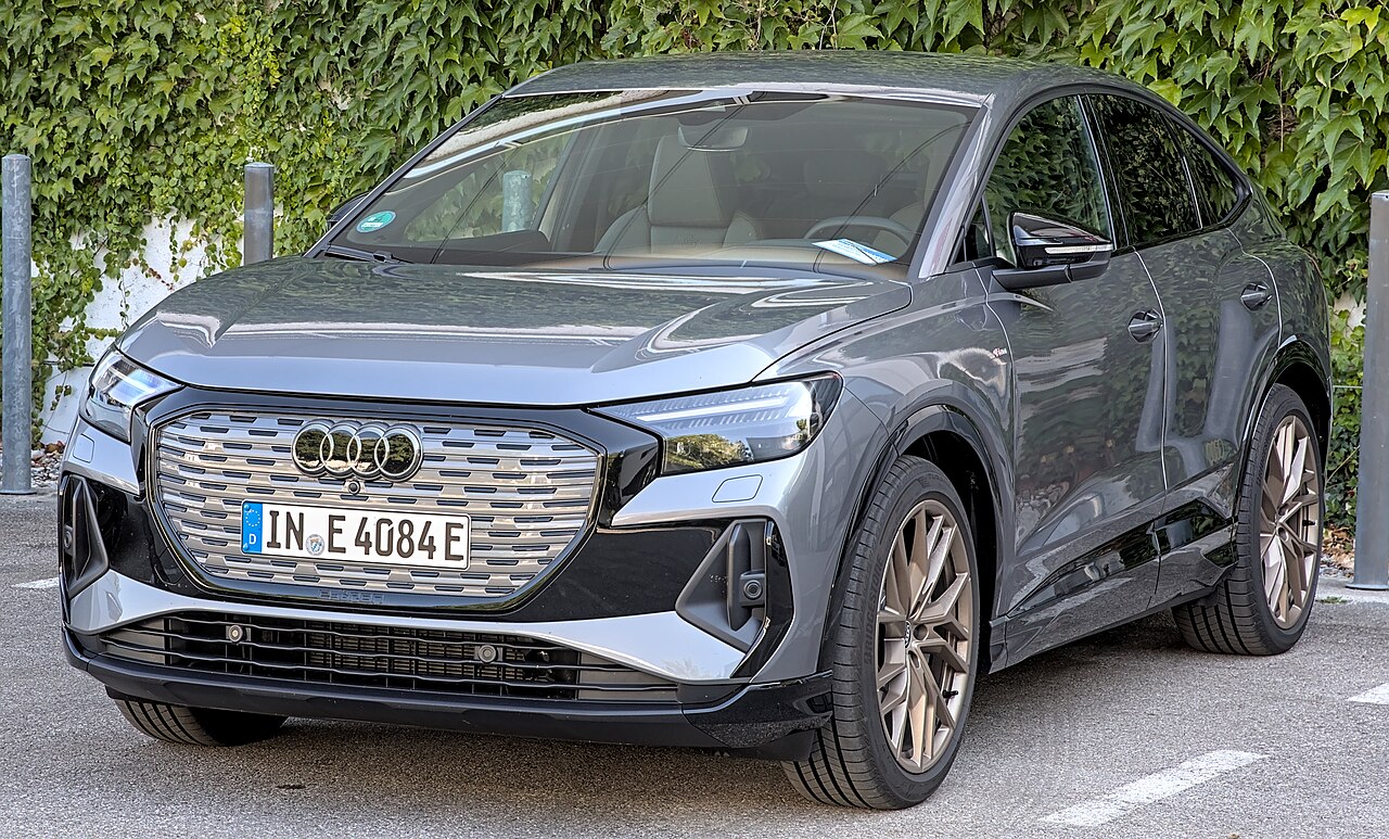 Yenilenen Audi Q4 e-tron Türkiye'de: Fiyatlar 4.300.000 TL'den başlıyor